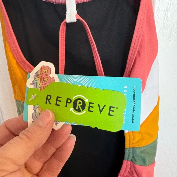 SPEEDO Vibe Collection 1 piece - Picture 6 of 12